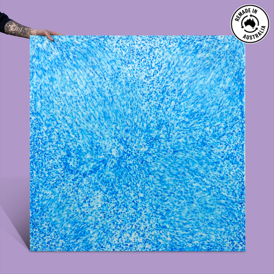Large recycled plastic panels made from post-consumer waste