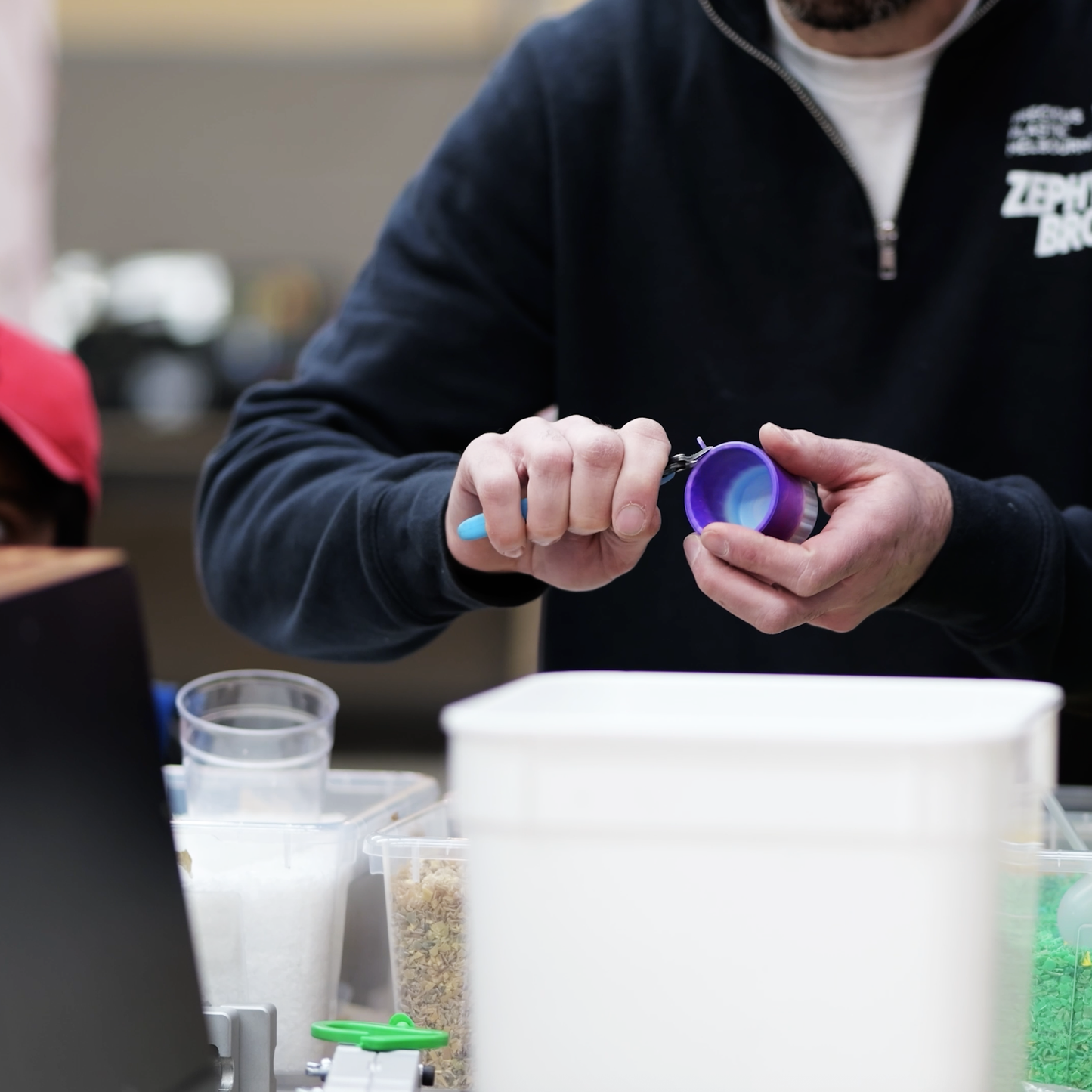 Precious Plastics plant pot mold