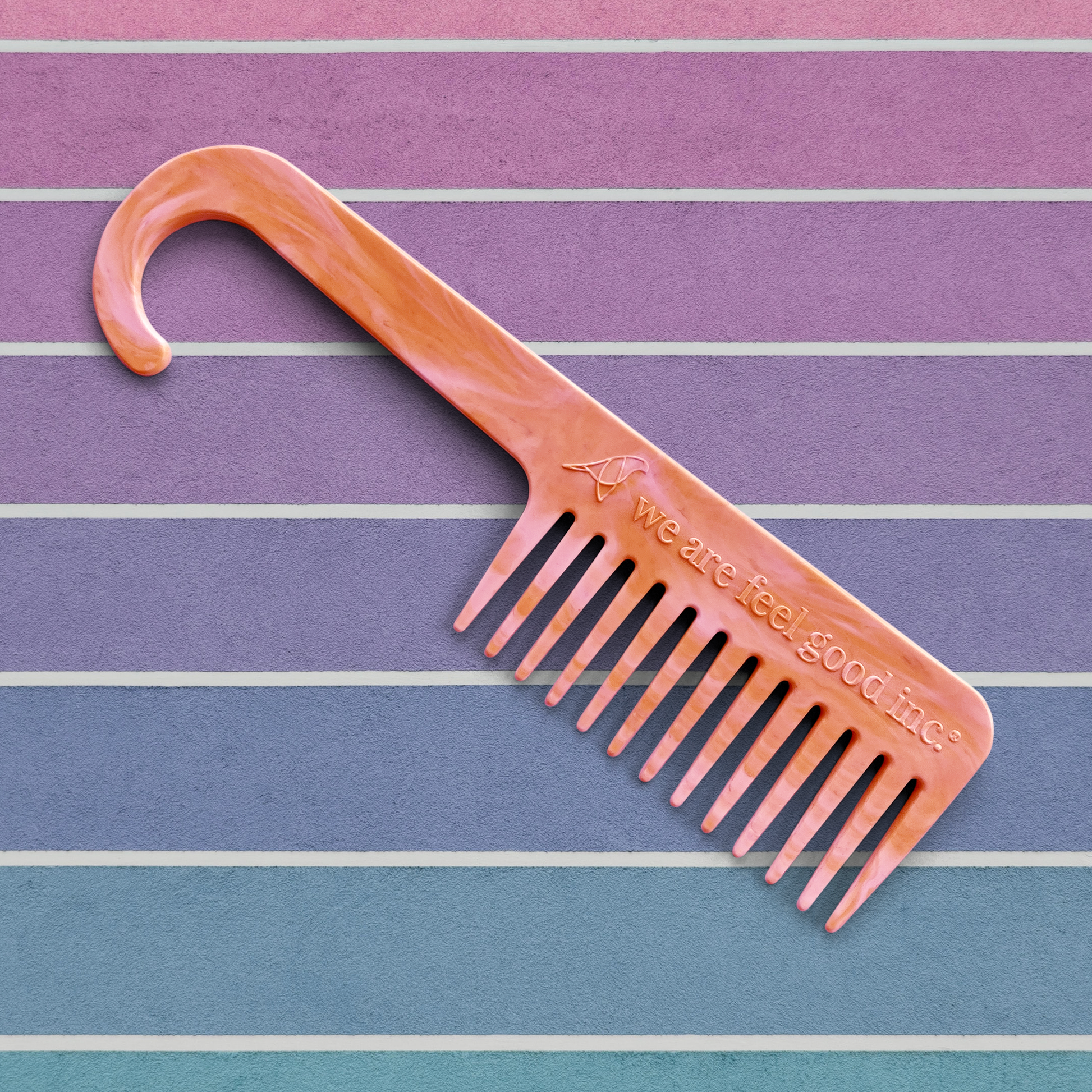 100% reclaimed / recycled plastic - shower comb made from bottle tops / caps